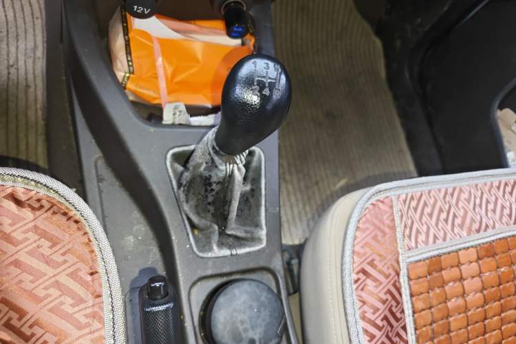 Used Wuling Rongguang V 2016 1.5L Standard Version