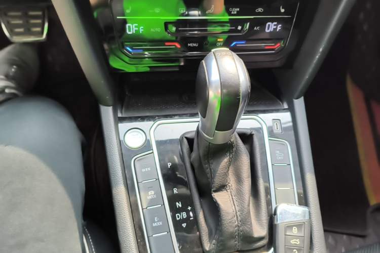 Used Volkswagen Magotan GTE Plug-in Hybrid 2022 GTE Luxury Model
