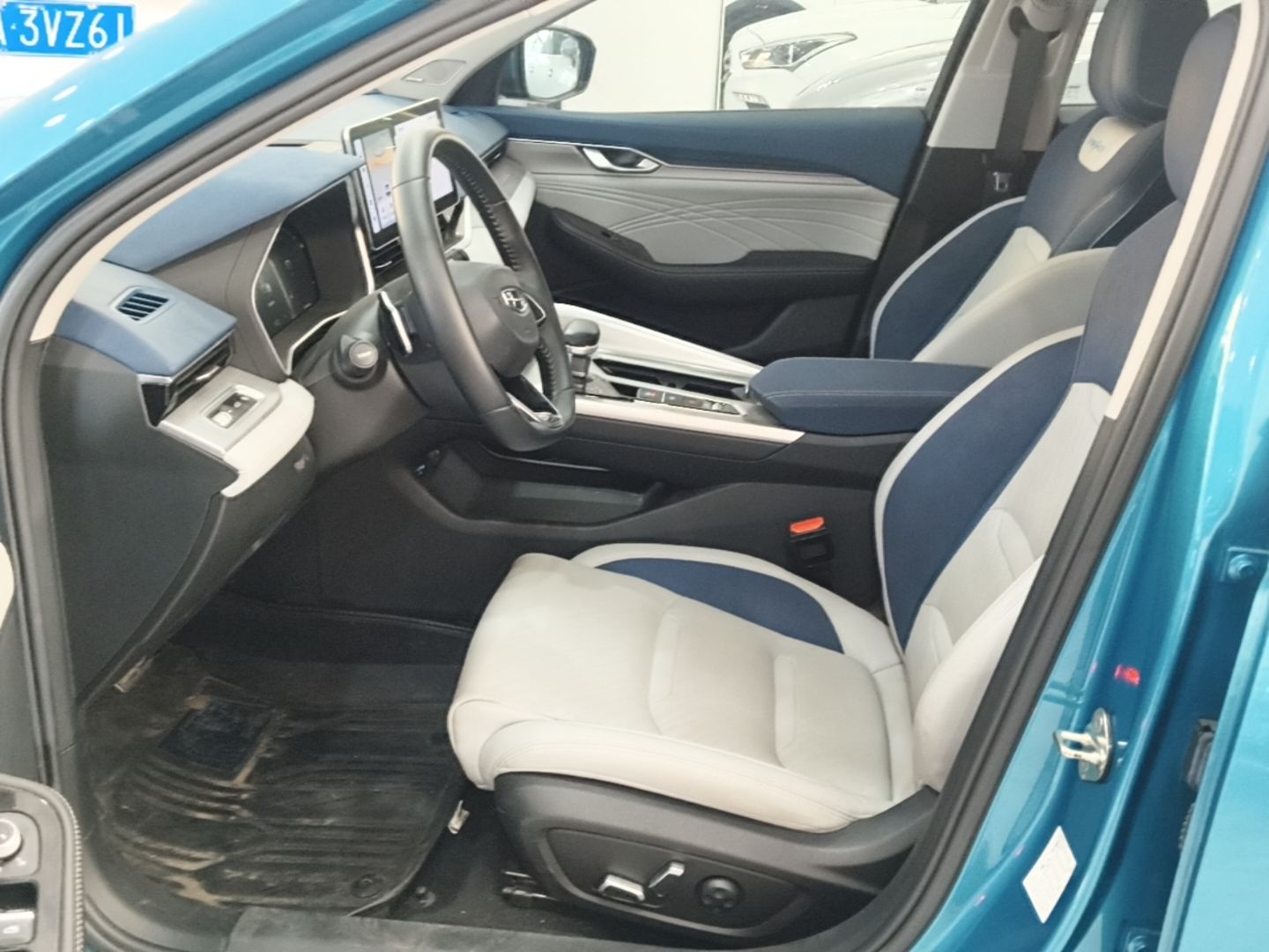 Geely Auto Preface 2023 2.0TD Prestige Version — снимка 17