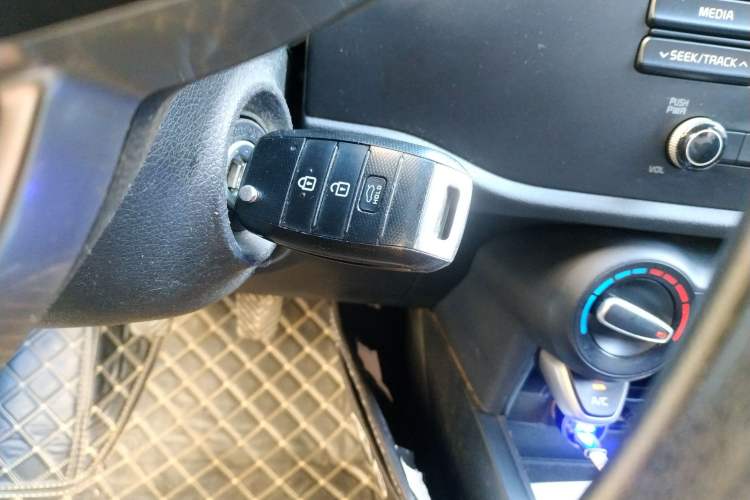 Used Kia K2 2017 Sedan 1.4L Manual Transmission GLS
