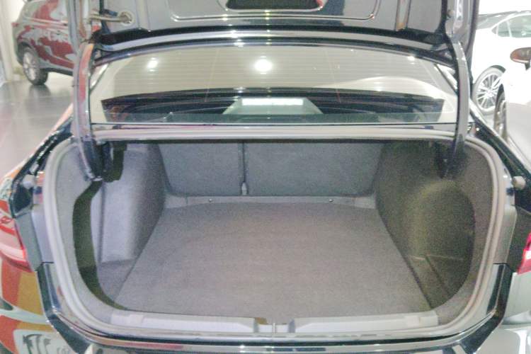 Used Volkswagen Lavida 2024 1.5L Automatic 5 Million Edition Trunk