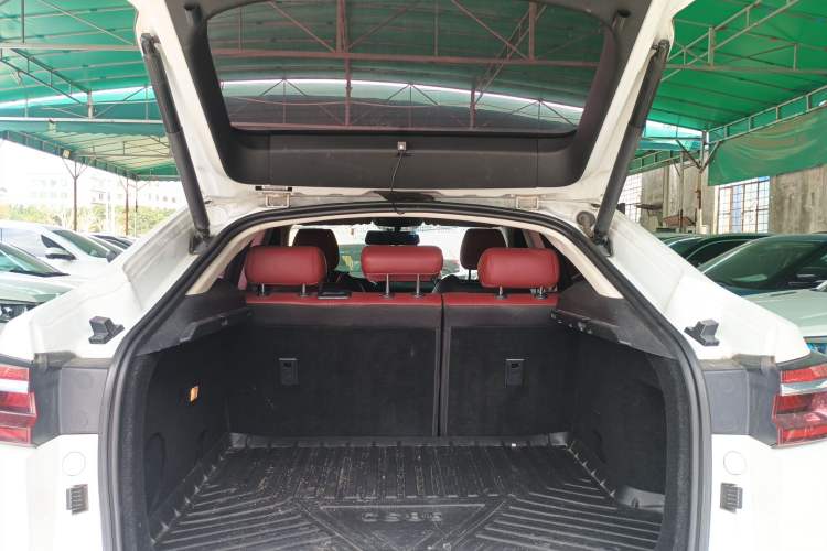 Used CHANGAN CS85 COUPE 2019 1.5T DCT Luxury Version China VI Standard