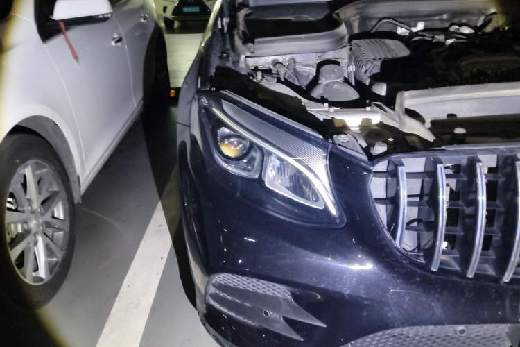 Used Mercedes-Benz GLC 2018 GLC 260 4MATIC Luxury Model
