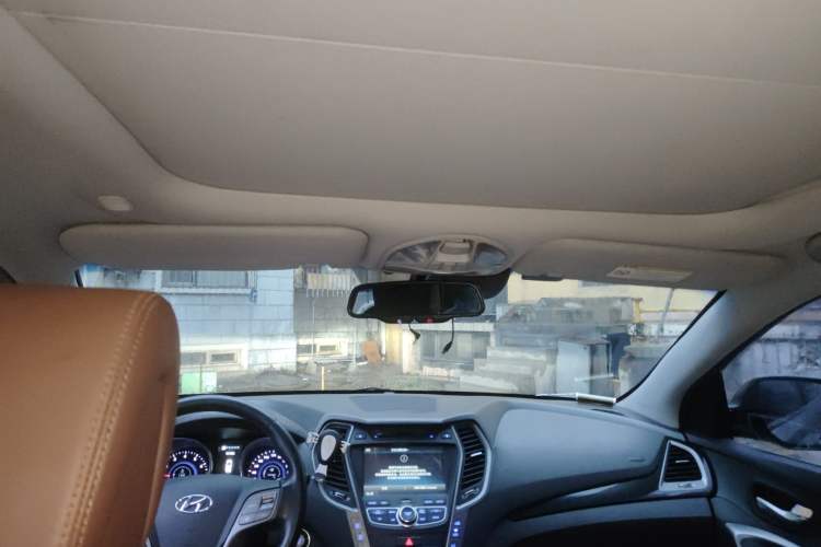 Used Hyundai Santa Fe 2013 2.0T Automatic All-Wheel Drive Top Trim Headliner