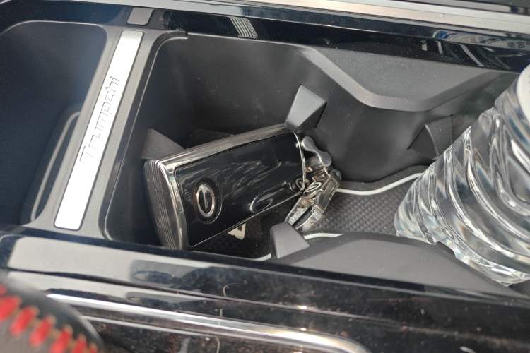 Used GAC Trumpchi GS8 2020 390T Two-Wheel Drive Luxury Smart Connectivity Version (7 Seats)