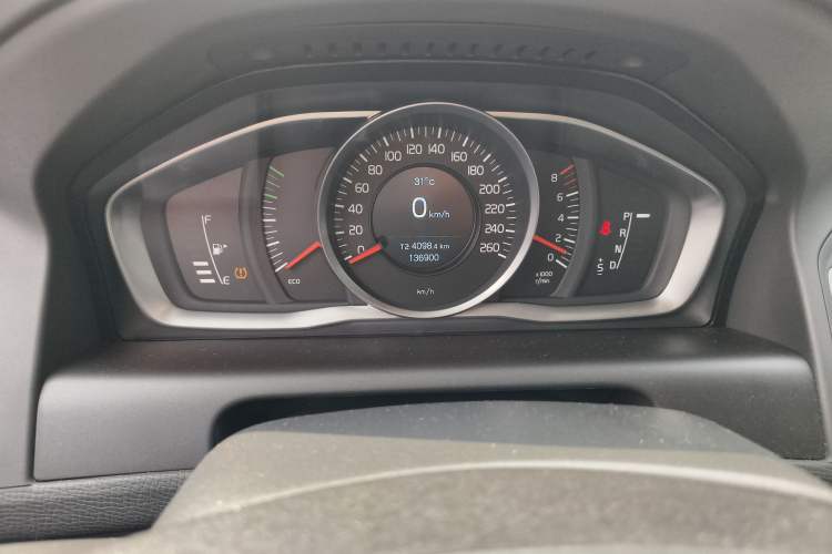 Used Volvo XC60 2017 T5 Smart Upgrade Edition