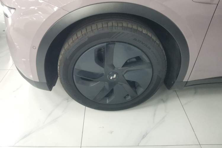 Used ONVO L60 2024 60 kWh Rear-Drive Version
