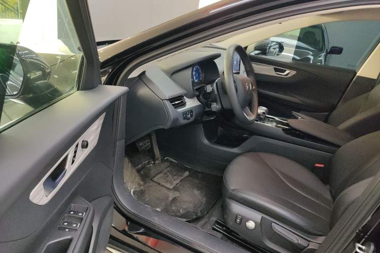 Used Hongqi E-QM5 2024 500km Range Edition