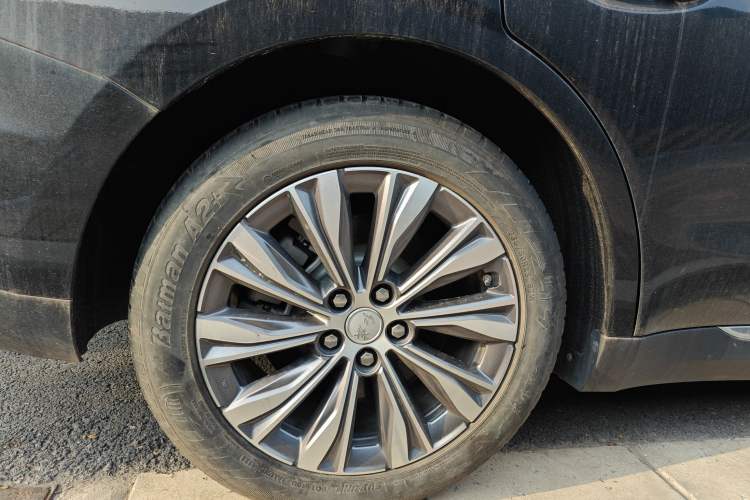 Used Hongqi E-QM5 2022 431 km Charge & Enjoy Edition Exterior 5