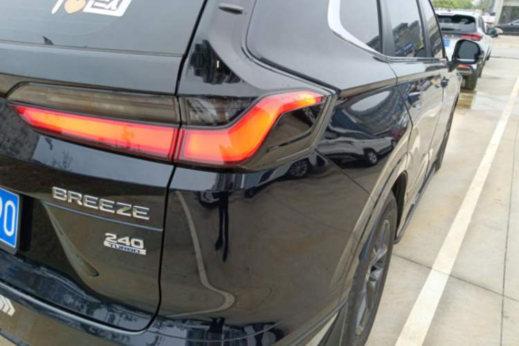 Used Honda Breeze 2025 240TURBO Two-Wheel-Drive Luxury Edition 5 Seats Exterior 3