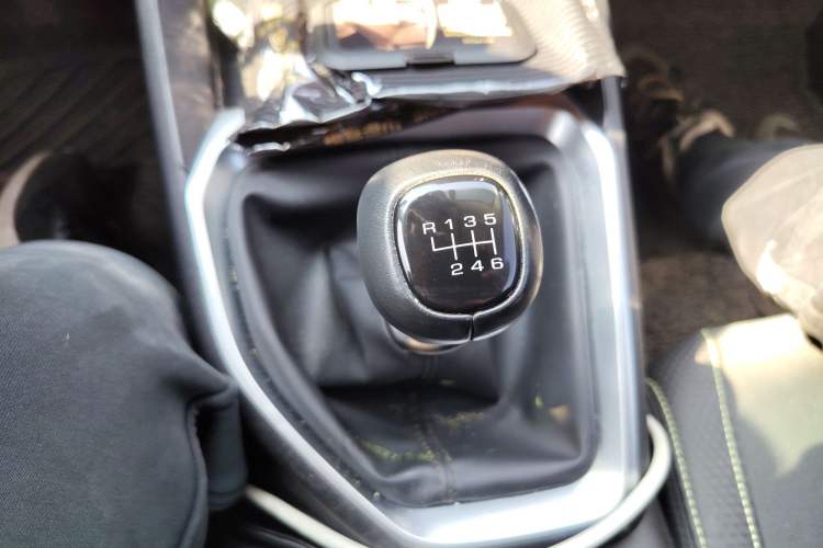 Used Baojun RM-5 2019 1.5L Manual Elite Edition with 24-hour Online Service 5 Seats