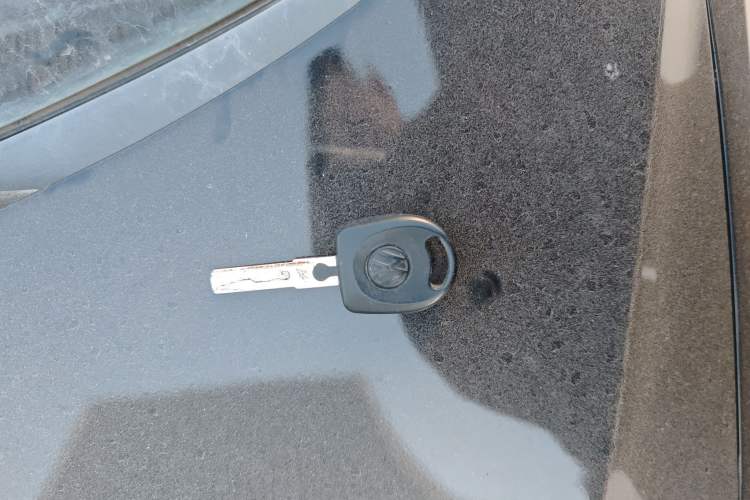 Used Volkswagen Santana 2013 1.6L Manual Fashion Edition Vehicle Key