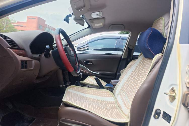 Used Zotye Z300 2014 1.5L Urban Edition Manual Luxury Model Left Front Seat