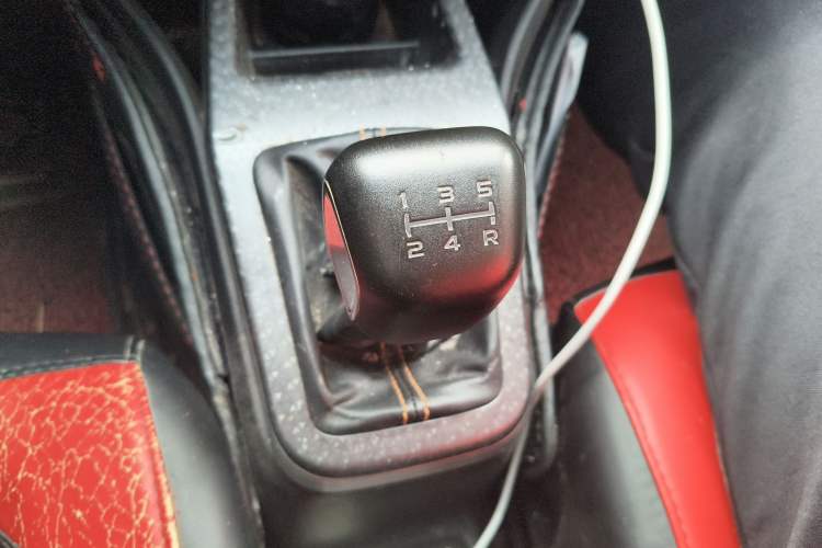 Used Geely Auto Vision X1 2017 1.3L Manual Frenzy Edition
