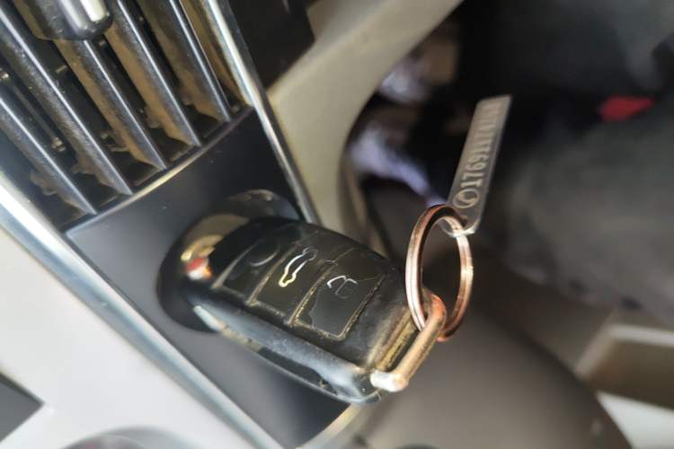 Used Audi A6L 2011 2.0 TFSI Automatic Standard Edition
