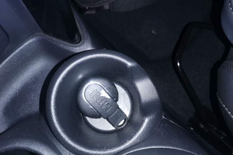 Used MINI MINI 2022 Updated 1.5T COOPER Artist