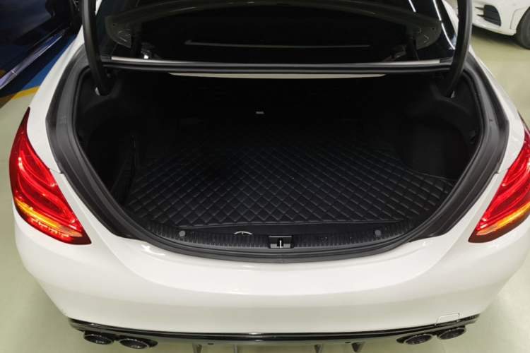 Used Mercedes-Benz C-Class 2018 C 200 L Sport Edition Trunk