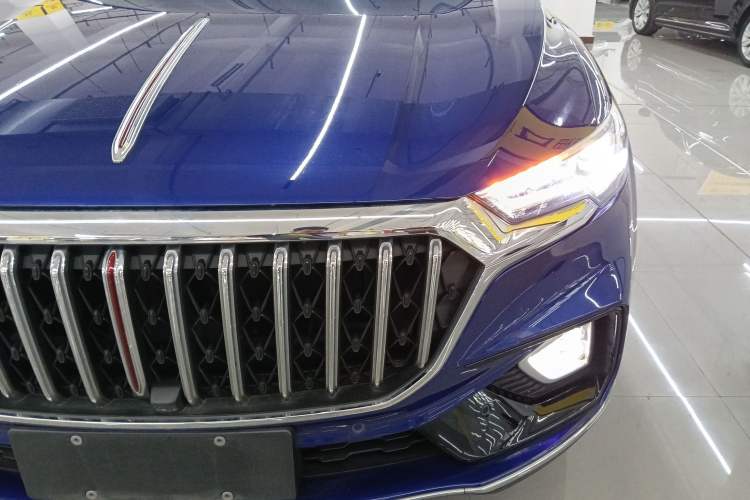 Used Hongqi HS5 2022 Revised Version 2.0T Smart Connect Flagship Edition
