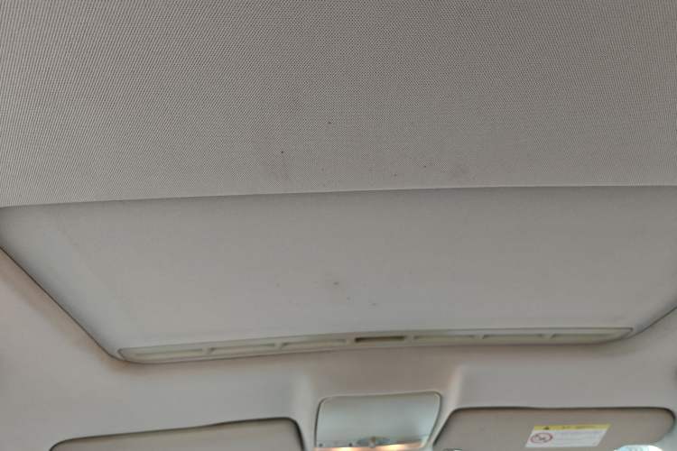 Used Volkswagen Bora 2014 1.6L Manual Comfort Model Headliner