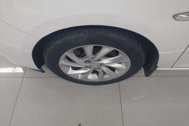 Used Buick Verano 2018 Hatchback 15S Automatic Leading Model
