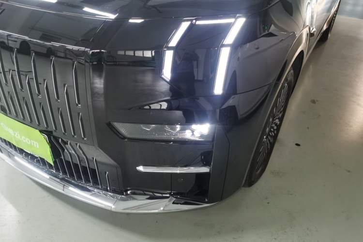 Used Zeekr 009 2024 7-Seater Walk-Through Version Four-Wheel Drive 108 kWh
