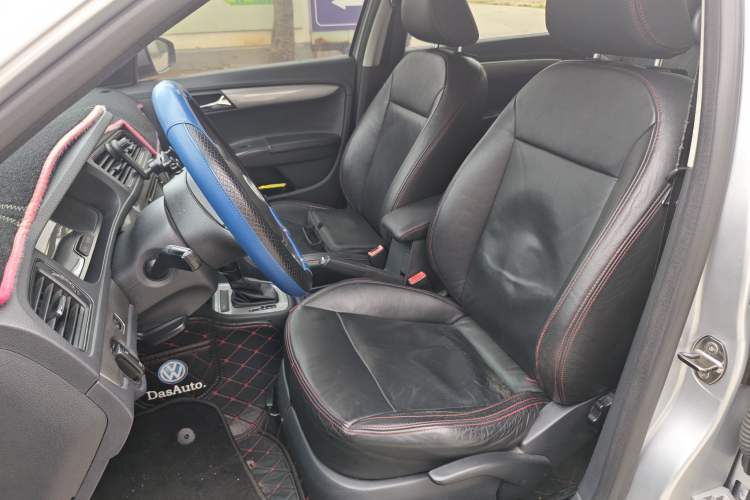 Used Volkswagen Lavida 2015 1.6L Automatic Fashion Edition Left Front Seat