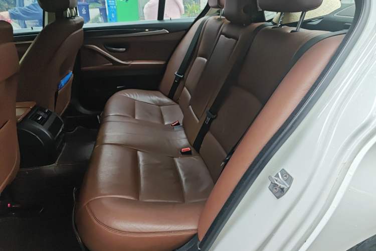 Used BMW 5 Series 2014 520i Elegant Edition