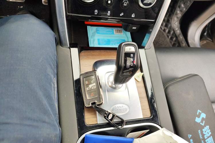 Used Land Rover Discovery Sport 2022 249 PS R-Dynamic S Performance Edition 5 Seats
