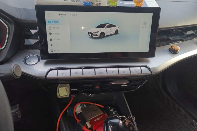 Used MG 5 2021 180 DVVT CVT Youth Luxury Edition Audio And AC Panel