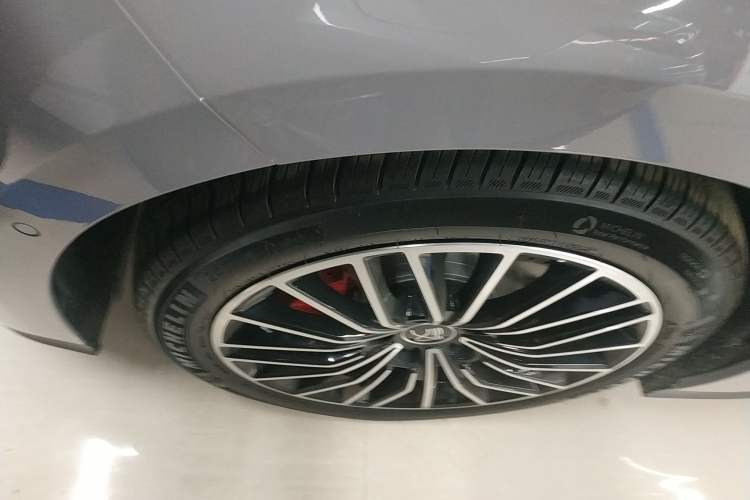 Used BYD Han 2025 EV Intelligent Driving Edition 701KM LiDAR Flagship Model