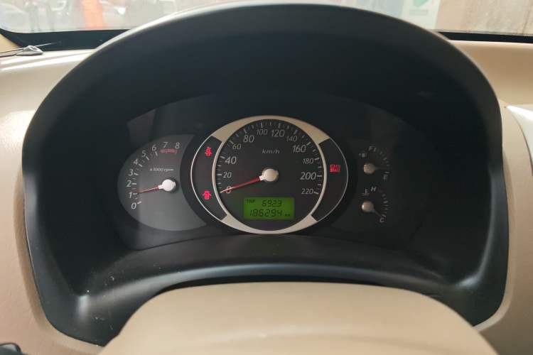 Used Hyundai Tucson 2009 2.0L Manual Two-Wheel Drive Fashion Edition
