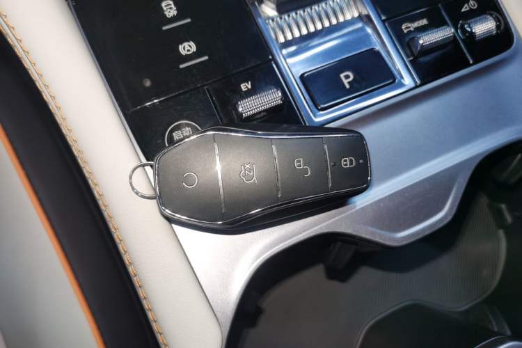 Used BYD Song PLUS New Energy 2023 Champion Edition DM-i 110KM Flagship Model
