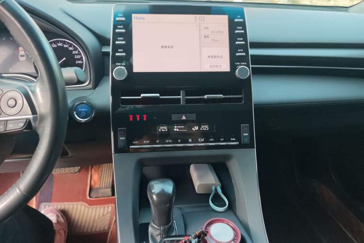 Used Toyota Avalon 2019 Dual-Engine 2.5L Luxury Edition China VI Standard Audio And AC Panel