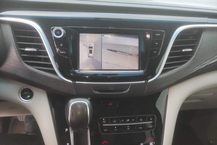 Used Buick GL8 2018 ES 28T Comfort Model China VI Standard Audio And AC Panel