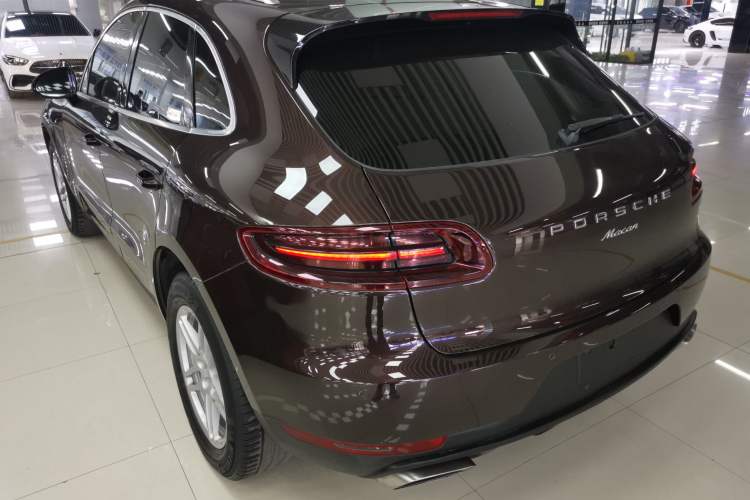 Used Porsche Macan 2017 Macan 2.0T
