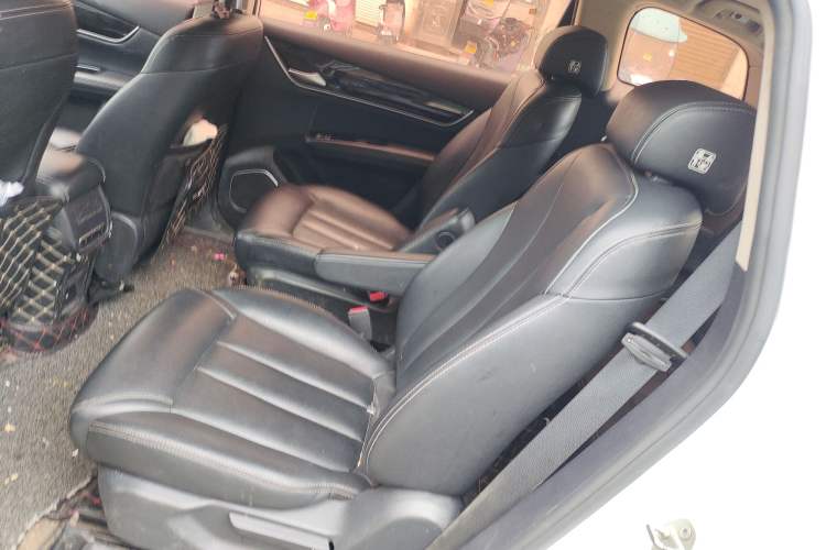 Used BYD Song MAX 2018 1.5T Automatic Smart Connect Luxury 6-Seater
