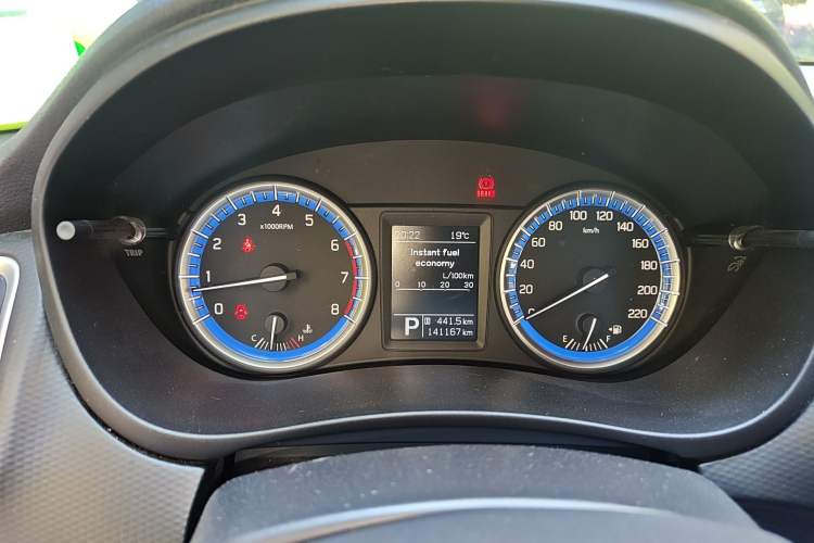 Used Suzuki S-Cross 2014 1.6L CVT Two-Wheel Drive Elite Version Instrument Cluster