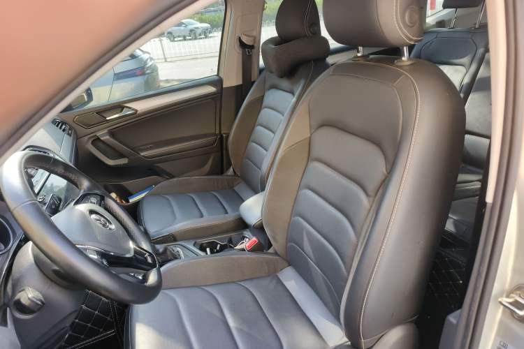 Used Volkswagen Tiguan L 2020 330TSI Automatic Two-Wheel Drive Smart Luxury Edition China VI Standard