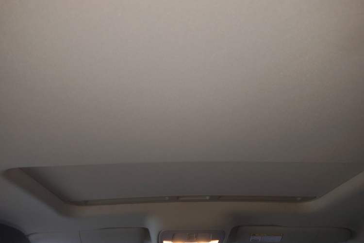 Used Roewe i6 2019 PLUS 1.6L CVT 4G Connected Flagship Deluxe Edition Headliner