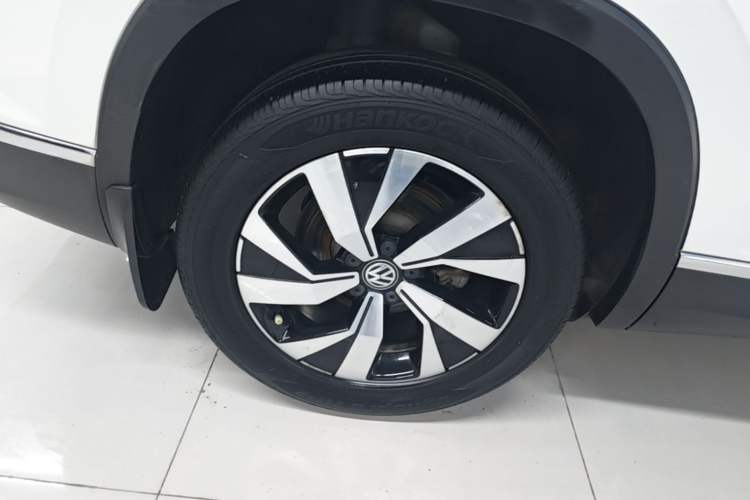Used Volkswagen Tayron 2020 330TSI Two-Wheel Drive Luxury Smart Connectivity Version
