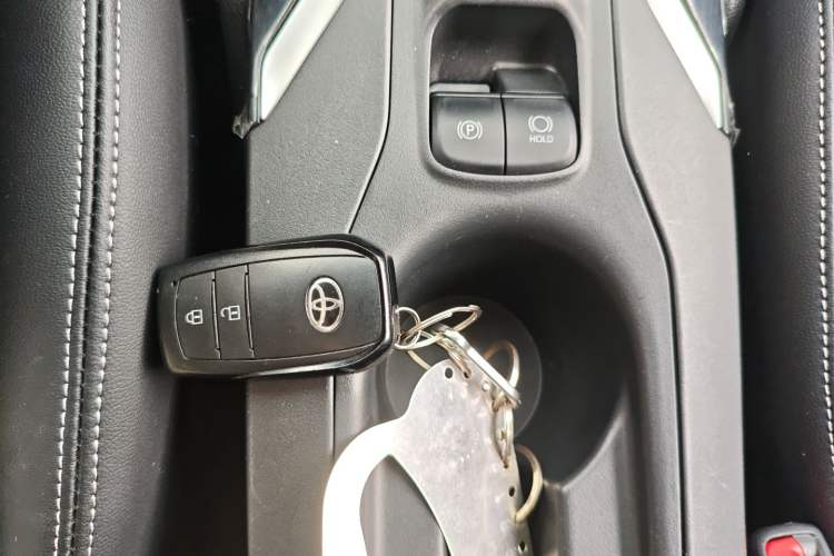 Used Toyota Corolla Cross 2024 2.0L Elite Edition
