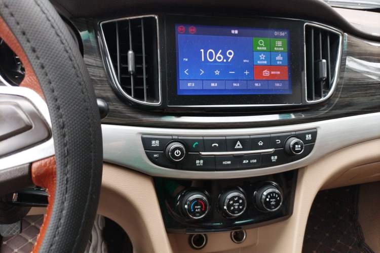 Used Baojun 730 2016 1.5L Manual Comfort Version 7 Seats China V Emission Standard