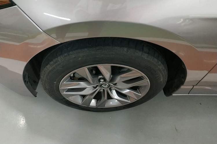 Used Toyota Avalon 2019 2.0L Luxury Edition China VI Standard Left Front Wheel Hub