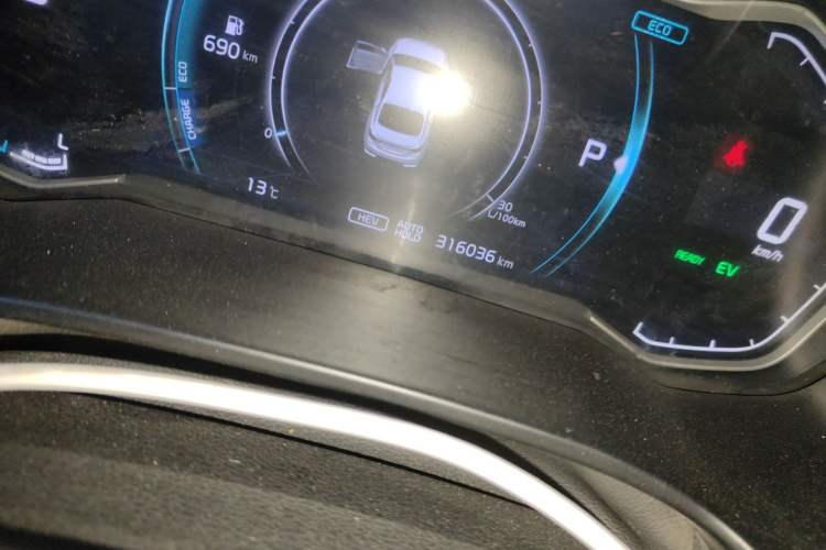 Used Kia K3 New Energy 2019 1.6L PHEV Comfort Edition Odometer Close Up