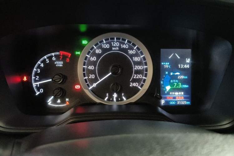 Used Toyota FRONTLANDER 2022 2.0L CVT Leading Edition
