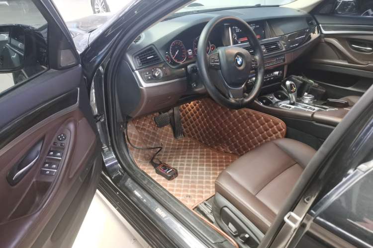 Used BMW 5 Series 2017 525Li Luxury Design Package
