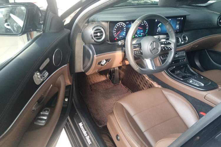 Used Mercedes-Benz E-Class New Energy 2023 E 350 e L Plug-in Hybrid Sports Sedan
