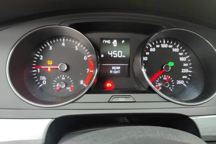 Used Volkswagen Lamando 2017 230TSI DSG Fashion Edition
