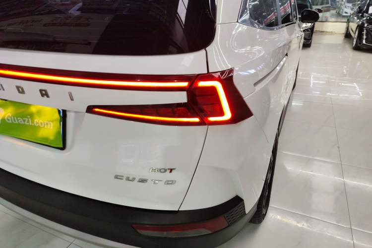 Used Hyundai Custo 2021 380TGDi Deluxe Edition DLX