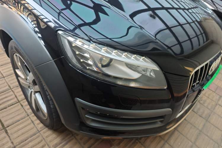 Used Audi Q7 2014 35 TFSI Off-road Model Right Front Headlight